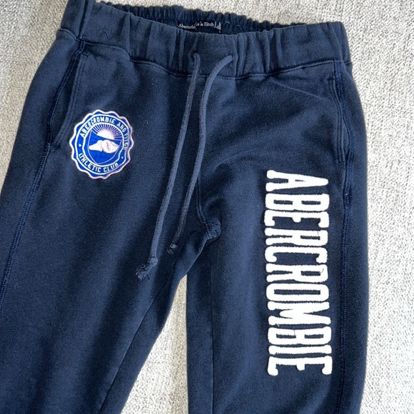 Abercrombie and Fitch Joggers - Picture 4 of 6